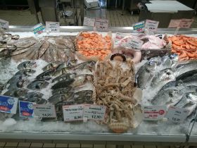 Fischtheke.jpg